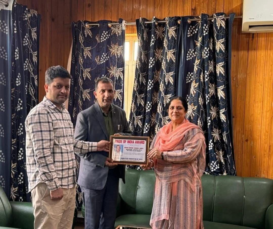 Mohammad Ashraf Hakak Honoured with ‘Pride of India Award’ for Outstanding Service