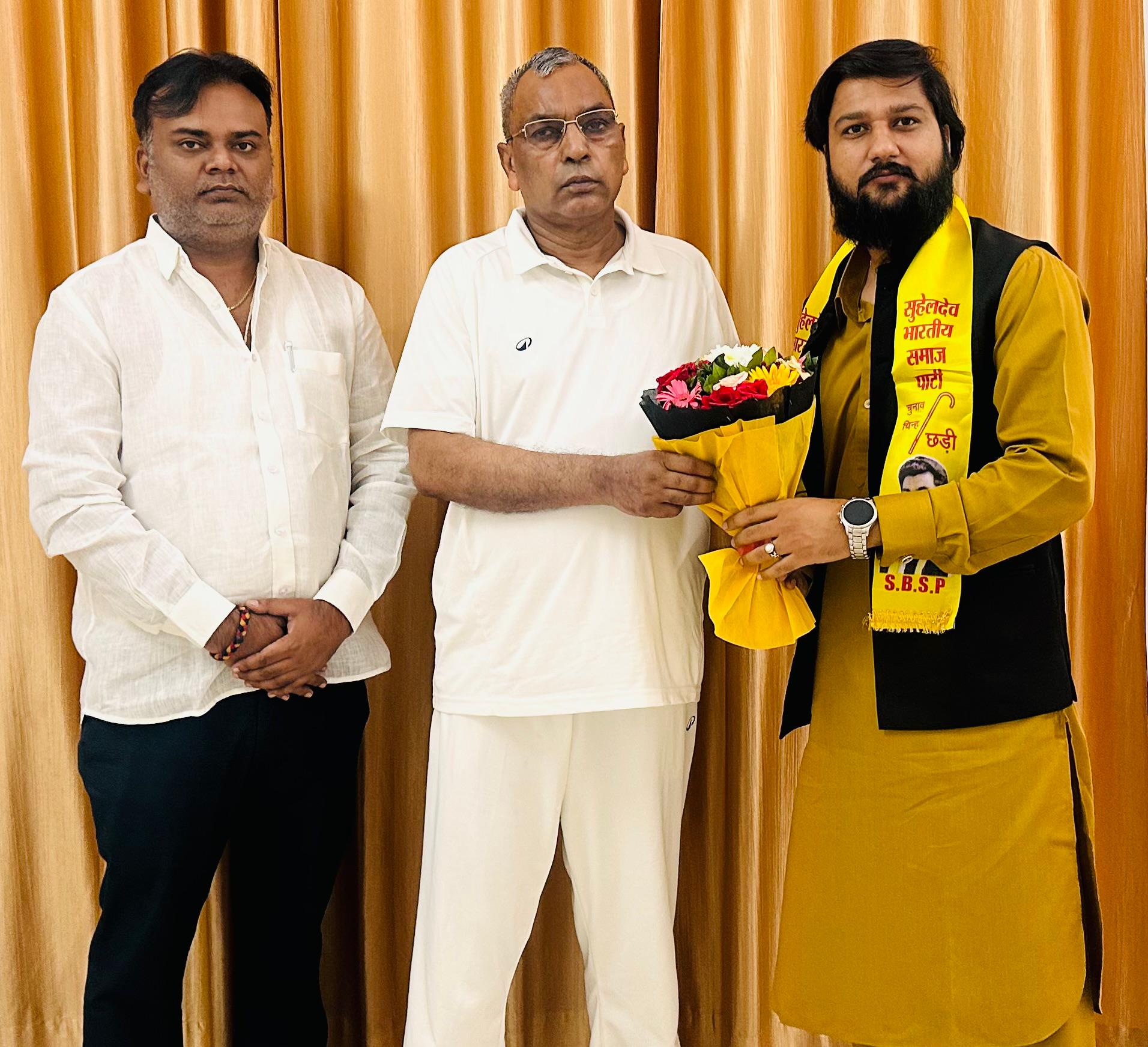 SBSP J&K President Vivek Bali Meets Cabinet Minister Om Prakash Rajbhar in Lucknow