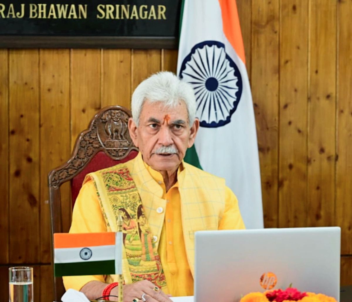 “Every Indian Is Proud of J&K Police for Op Mahadev”: LG Manoj Sinha Hails Officers Awarded Kendriya Grihmantri Dakshata Padak 2025 “Every Indian Is Proud of J&K Police for Op Mahadev”: LG Manoj Sinha Hails Officers Awarded Kendriya Grihmantri Dakshata Padak 2025