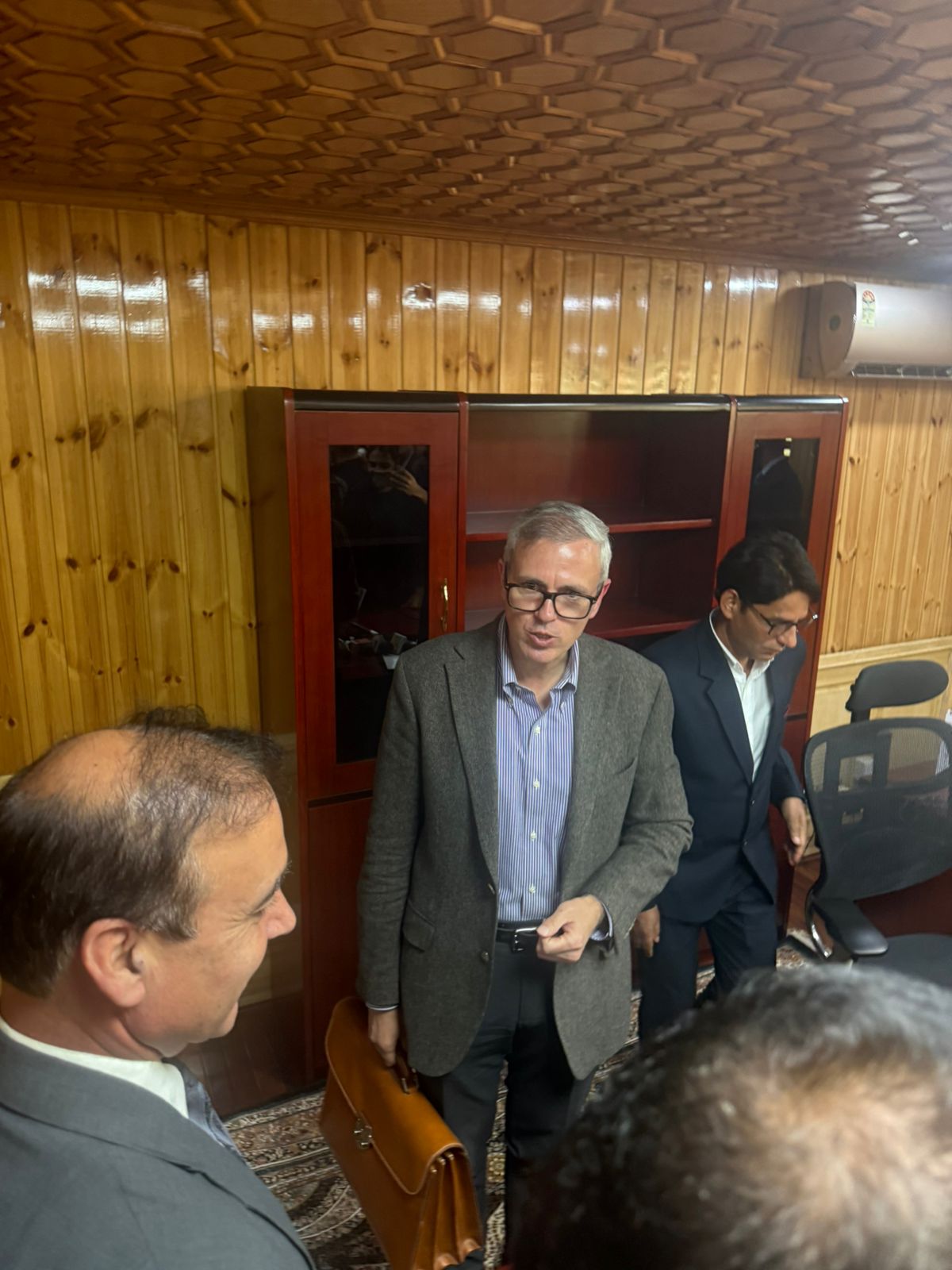 Don’t Compare Mian Altaf With Aga Ruhullah: CM Omar Abdullah