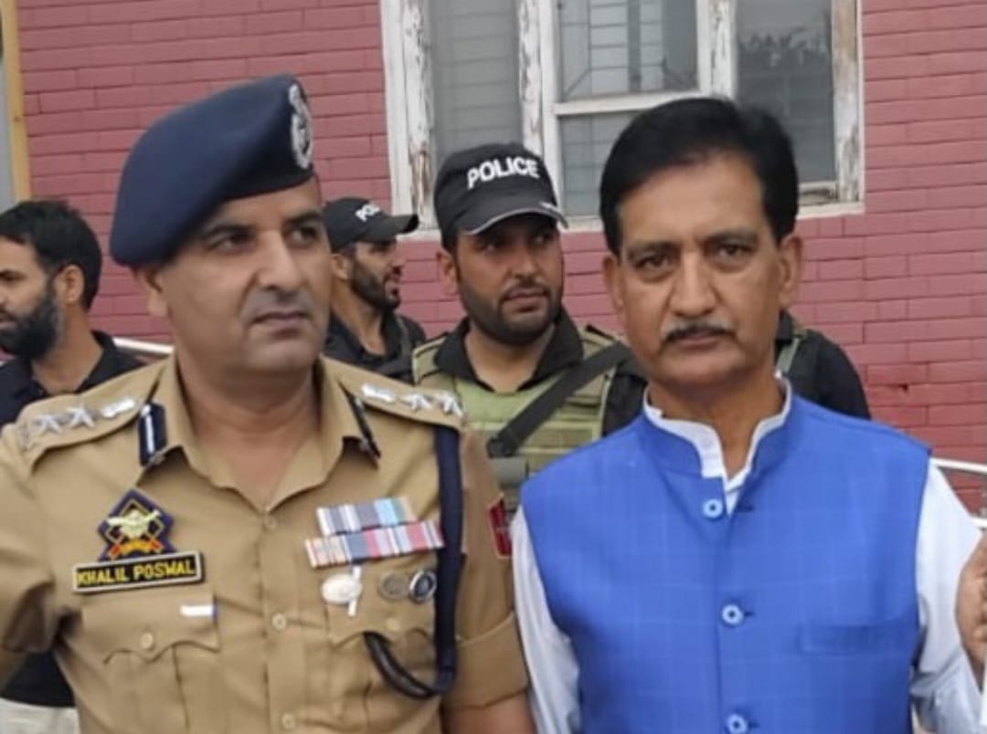 Senior BJP Leader and State Executive Member Union Territory Lauds Ganderbal Police for Effective Crime Control, Drug Prevention Efforts Senior BJP Leader and State Executive Member Union Territory Lauds Ganderbal Police for Effective Crime Control, Drug Prevention Efforts