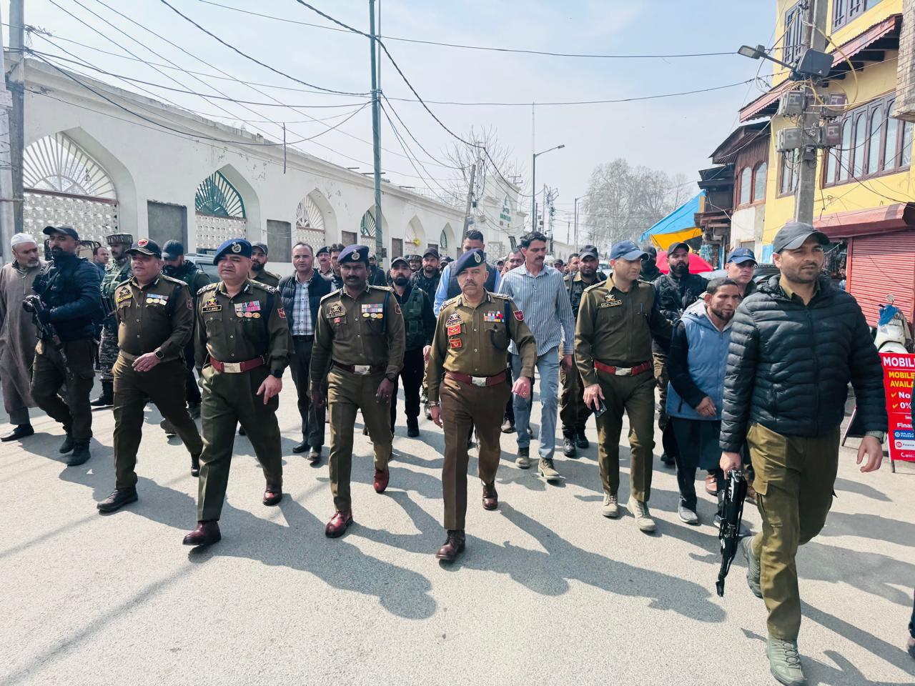 DGP, IGP Kashmir V.K Birdi review security arrangements in Downtown Srinagar